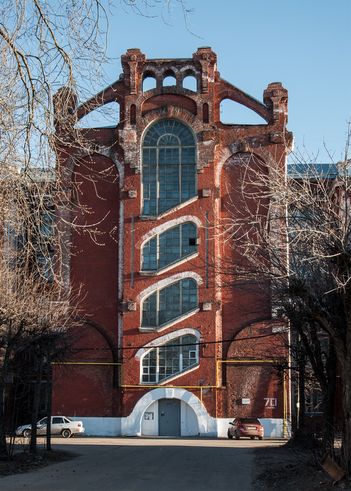 Казарма «Париж»)